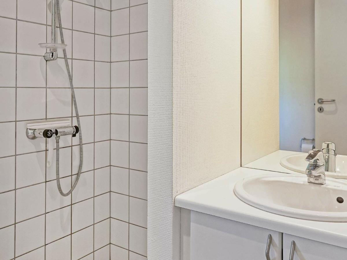 12 Person Holiday Home In Aakirkeby Vester Somarken 外观 照片